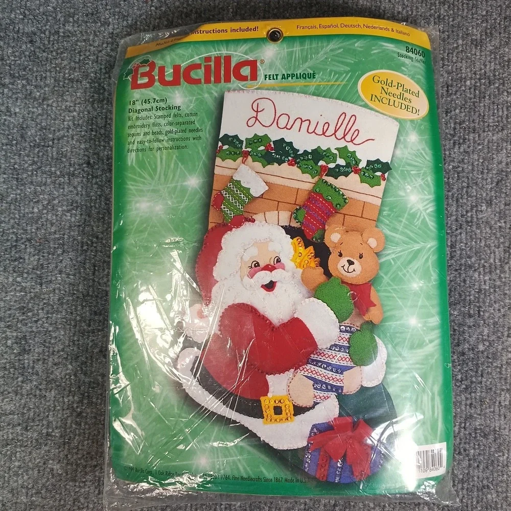 Bucilla Felt Applique Christmas Stocking Kit 84060 Santa Bear 1999 18 Inch